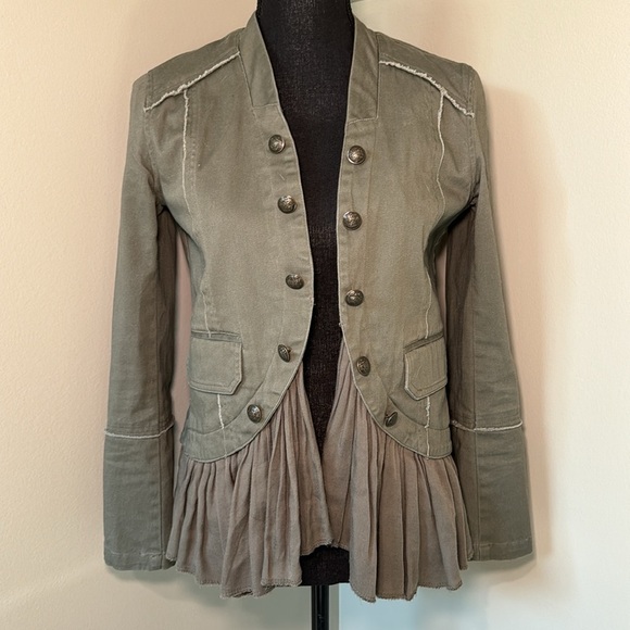 Jolt women’s small military style jacket open front boho ruffled hem olive green - Picture 1 of 6